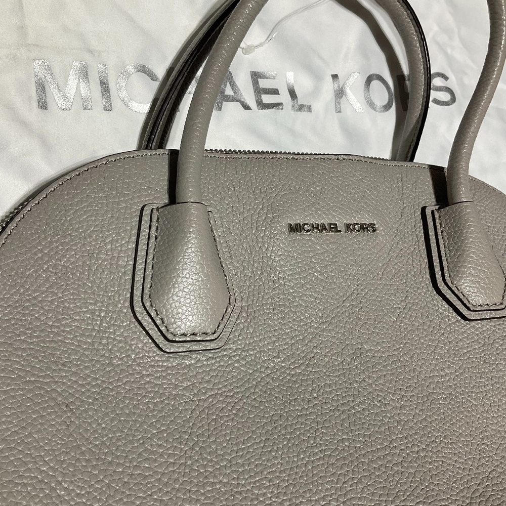 Michael Kors Leather Bag - Picture 4 of 11
